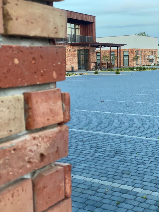 Zajazd W Bialej Grodzisk Wielkopolski Eksteriør billede